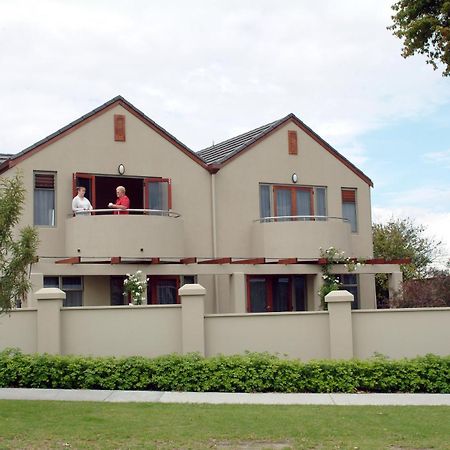 Voyager Apartments Taupo Exterior photo