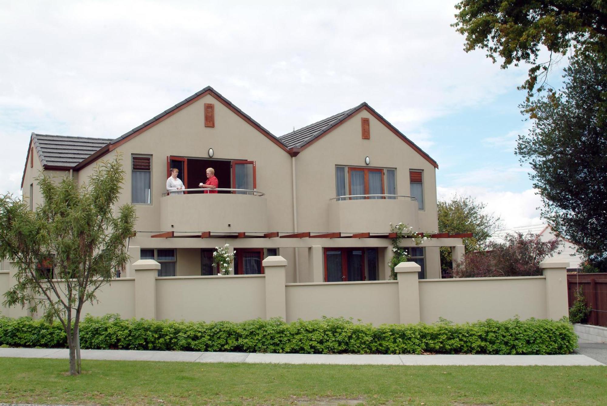 Voyager Apartments Taupo Exterior photo